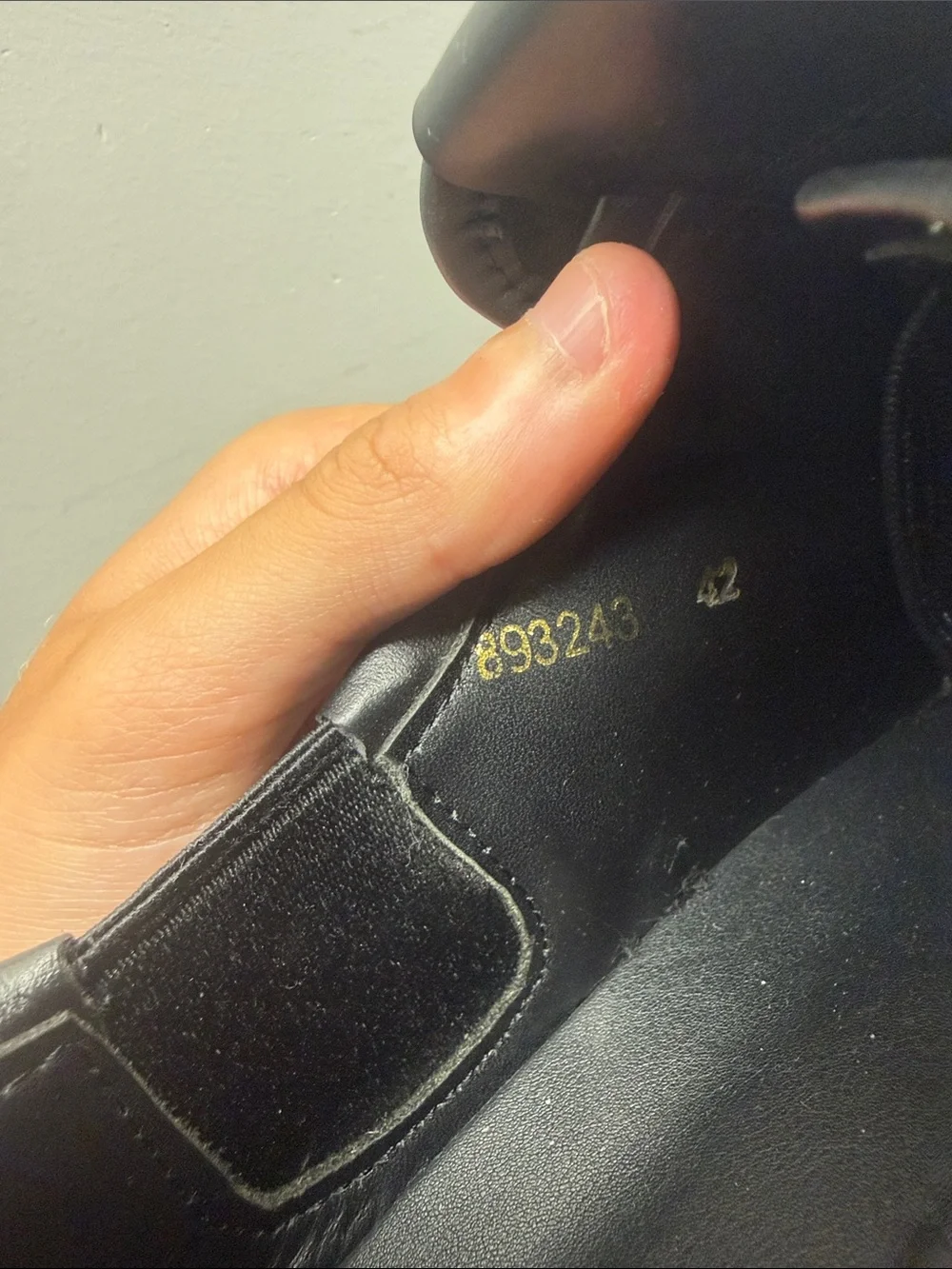 Louis Vuitton Black Suede & Leather Men's Low-Top Sneaker